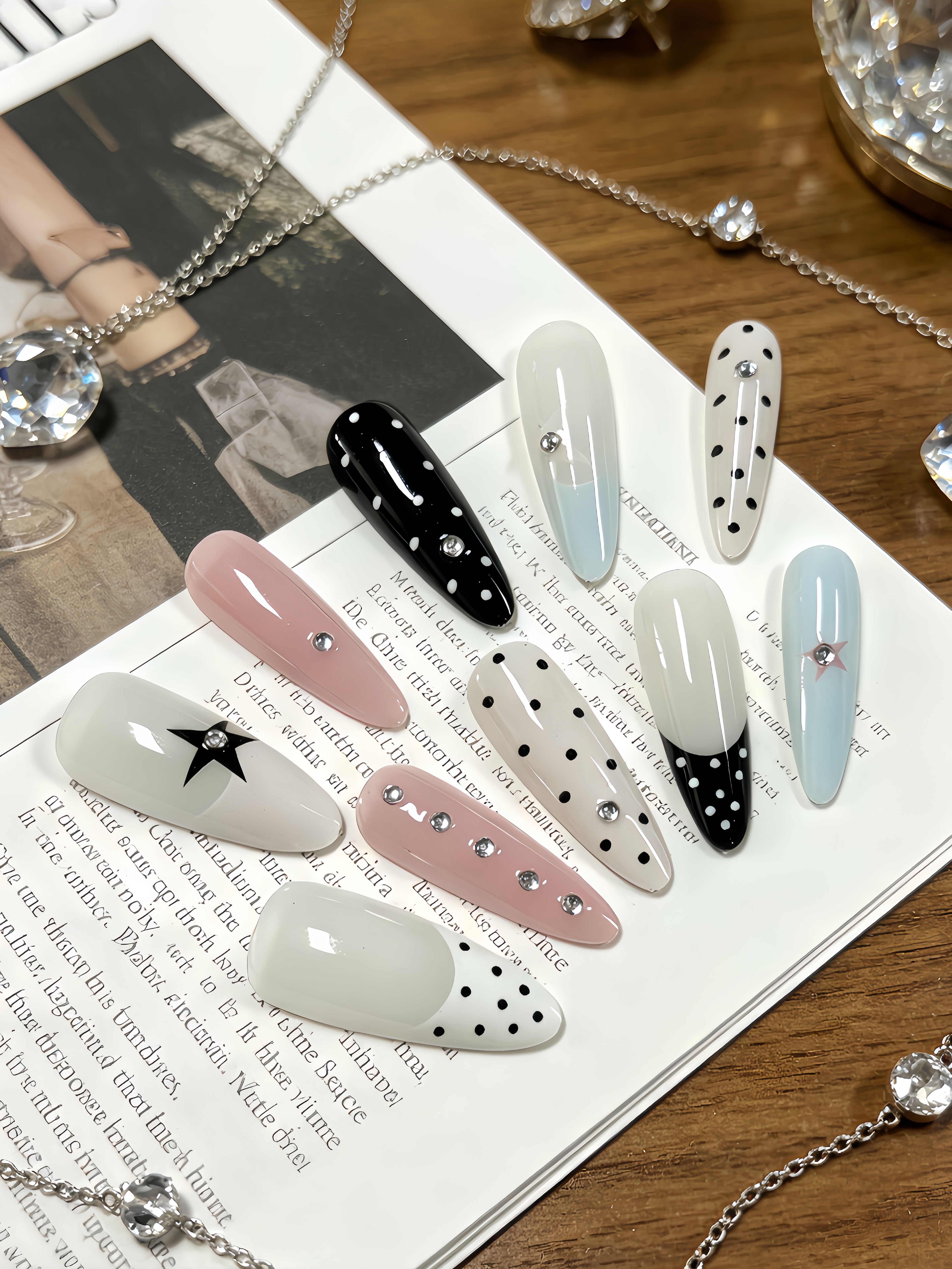 10 Medium-Length Teardrop-Shap - đánh giá và giá Korean Arts And Lifestyle